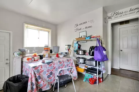 Kitchen - 4627 Lowcroft Ave, Lansing, MI 48910 photo 2 of 3