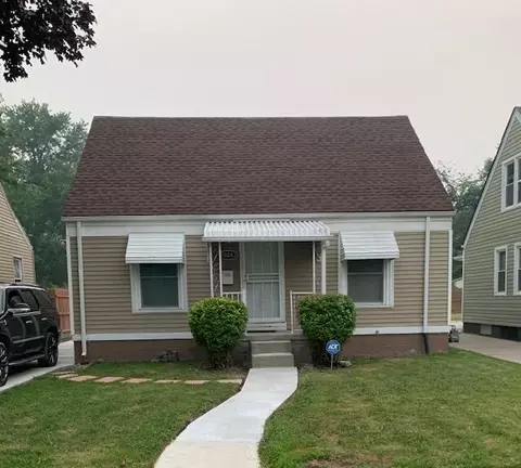 20283 Bradford St, Detroit, MI 48205