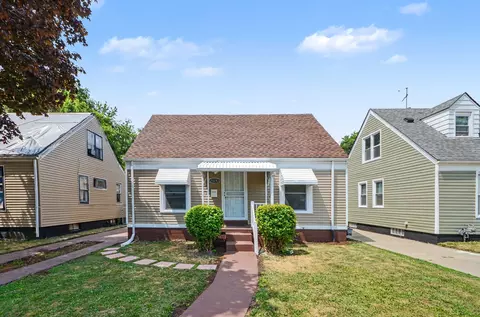 20283 Bradford St, Detroit, MI 48205