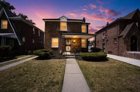 16141 Manor St, Detroit, MI 48221