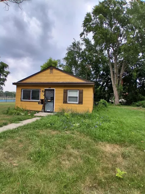 14572 Plainview Ave, Detroit, MI 48223