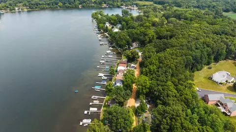 View/Area - 7355 Webbs Shore Dr, Dexter, MI 48137 photo 2 of 8