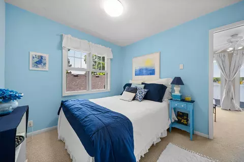 Bedroom - 7355 Webbs Shore Dr, Dexter, MI 48137 photo 7 of 9
