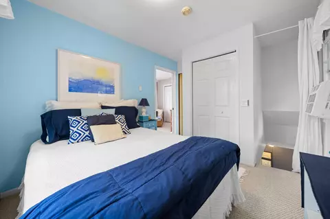 Bedroom - 7355 Webbs Shore Dr, Dexter, MI 48137 photo 8 of 9