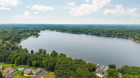 View/Area - 7355 Webbs Shore Dr, Dexter, MI 48137 photo 3 of 8