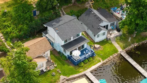 View/Area - 7355 Webbs Shore Dr, Dexter, MI 48137 photo 5 of 8