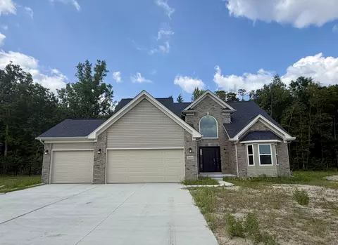 26066 Pennington Ct, Brownstown, MI 48134