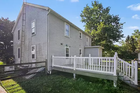 Exterior - 3015 Dennison Rd, Dundee, MI 48131 photo 7 of 15