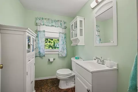 Bath - 3015 Dennison Rd, Dundee, MI 48131 photo 2 of 2