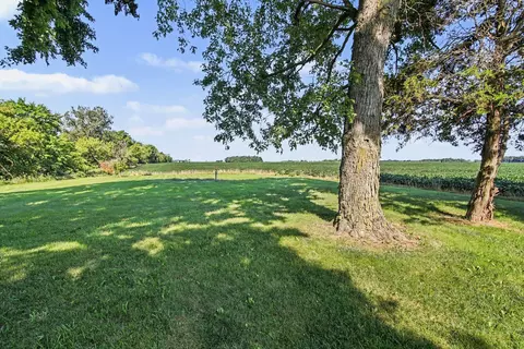 Exterior - 3015 Dennison Rd, Dundee, MI 48131 photo 13 of 15