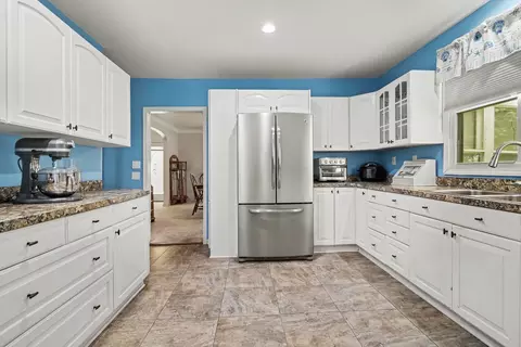 Kitchen - 3015 Dennison Rd, Dundee, MI 48131 photo 1 of 2
