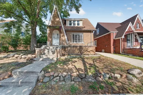 15050 Pinehurst St, Detroit, MI 48238