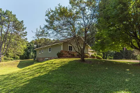 Exterior - 4950 Westwind Dr, Dexter, MI 48130 photo 2 of 10