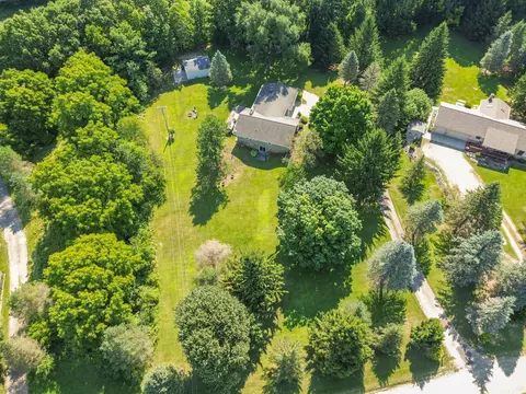 View/Area - 4950 Westwind Dr, Dexter, MI 48130 photo 1 of 5