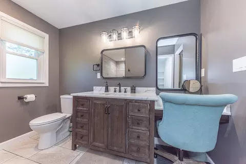 Bath - 4950 Westwind Dr, Dexter, MI 48130 photo 5 of 9