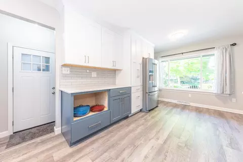 Kitchen - 4950 Westwind Dr, Dexter, MI 48130 photo 5 of 6