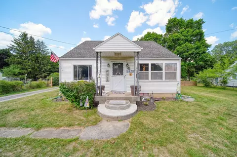 1418 Moore Rd, Adrian, MI 49221