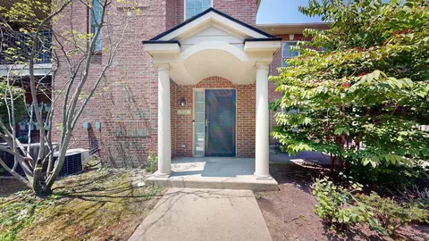 5615 Hampshire Ln, Pittsfield, MI 48197