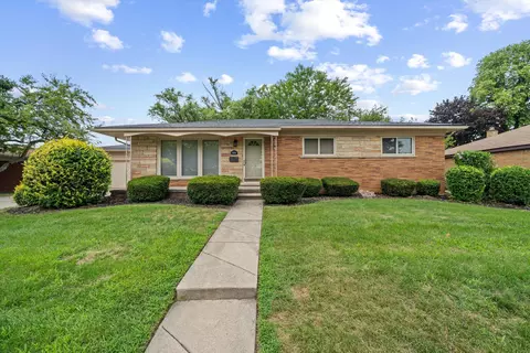 30906 Roycroft St, Livonia, MI 48154