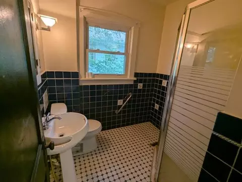 140 W Addison St, Jackson, MI 49203 photo 6