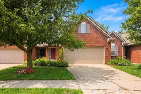 2677 Brooklyn Dr, Ypsilanti, MI 48198