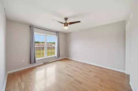 Bedroom - 3020 Carson Hwy, Adrian, MI 49221 photo 1 of 10