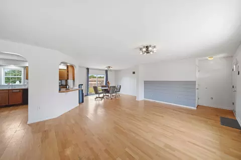Living - 3020 Carson Hwy, Adrian, MI 49221 photo 2 of 7