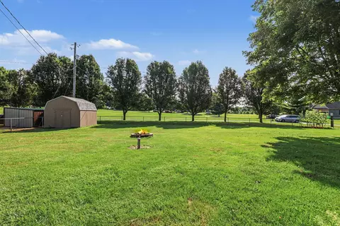 Exterior - 7553 Napoleon Rd, Leoni, MI 49201 photo 7 of 8