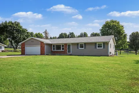 Exterior - 7553 Napoleon Rd, Leoni, MI 49201 photo 4 of 8