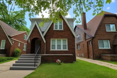 5793 Yorkshire Rd, Detroit, MI 48224