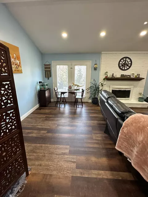 Dining - 5017 Saffron Dr, Troy, MI 48085 photo 1 of 1