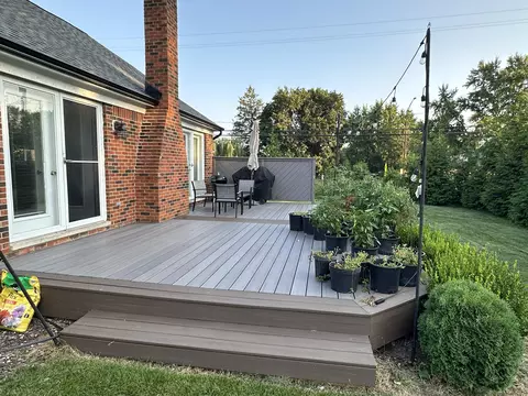 Exterior - 5017 Saffron Dr, Troy, MI 48085 photo 6 of 10