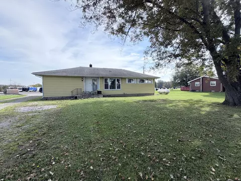 11024 Dennison Rd, Milan, MI 48160