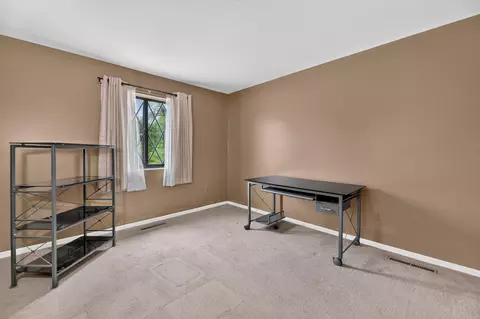 Bedroom - 3309 Sunset Dr, Flint, MI 48503 photo 3 of 6