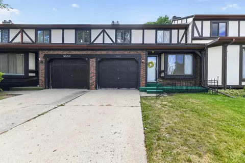 Exterior - 3309 Sunset Dr, Flint, MI 48503 photo 9 of 12