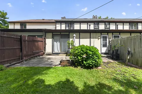 Exterior - 3309 Sunset Dr, Flint, MI 48503 photo 4 of 12