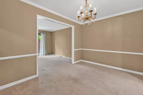 Dining - 3309 Sunset Dr, Flint, MI 48503 photo 2 of 2