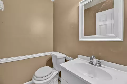 Bath - 3309 Sunset Dr, Flint, MI 48503 photo 1 of 6