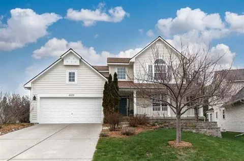 4823 N Ridgeside Cir, Ann Arbor, MI 48105