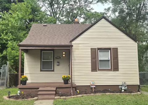 19483 Rosemont Ave, Detroit, MI 48219