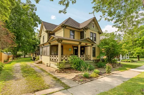 115 W Main St, Manchester, MI 48158