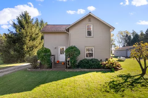 3591 Steamburg Rd, Cambria, MI 49242