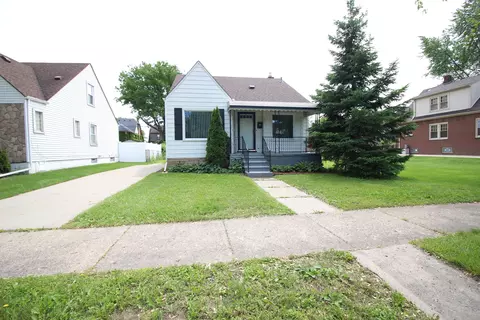 633 North Dr, Wyandotte, MI 48192