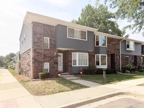 2806 Page Ave, Ann Arbor, MI 48104