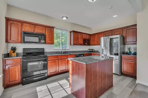 Kitchen - 2263 Pinecroft Dr, Canton, MI 48188 photo 1 of 5
