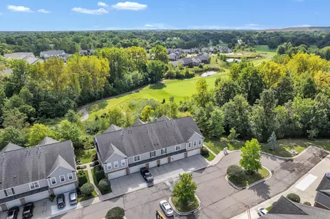 View/Area - 2263 Pinecroft Dr, Canton, MI 48188 photo 1 of 3