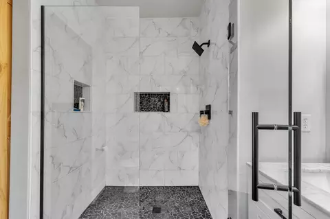 Bath - 2263 Pinecroft Dr, Canton, MI 48188 photo 2 of 3