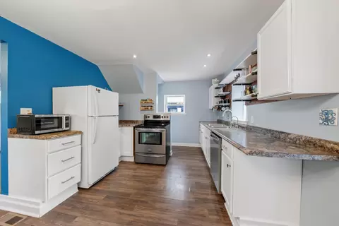 Kitchen - 33 E 2nd St, Milan, MI 48160 photo 1 of 5