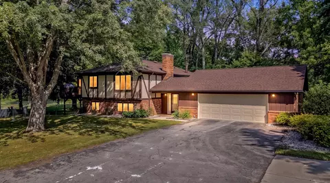 6549 Napier Rd, Plymouth, MI 48170