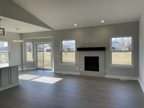 Living - 558 Falcon Dr, Dundee, MI 48131 photo 2 of 2